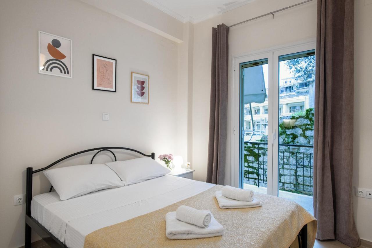Helena'S Apartment In Corfu Town Kültér fotó